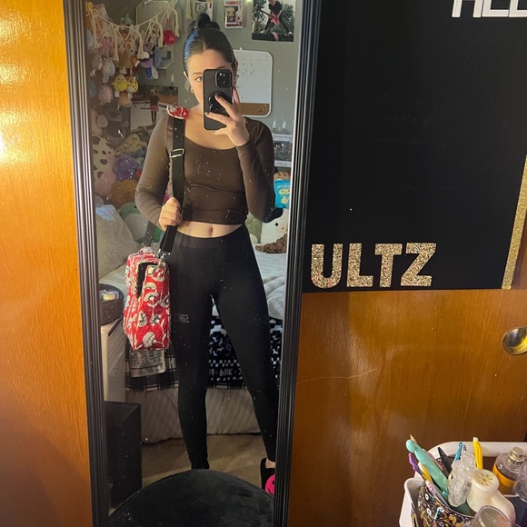 Vera Bradley Deco Daisy Messenger/Laptop Bag - Picture 12 of 16